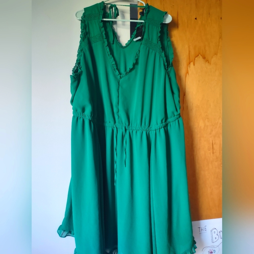 torrid size 4 - Mini Chiffon Ruffle Dress